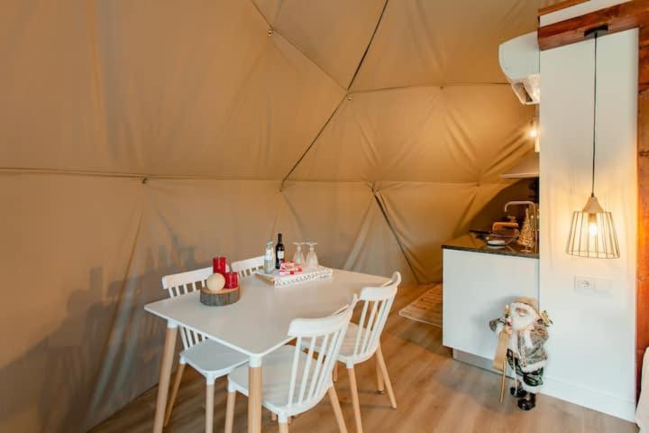 Refugio Poldras Lodge